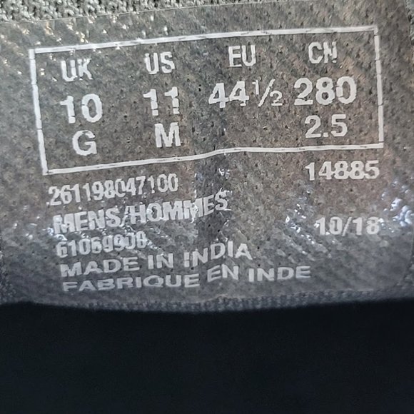 CLARKS oxfords shoes - Picture 8 of 8